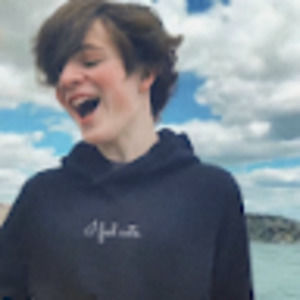 Meet your Posher, Meghan